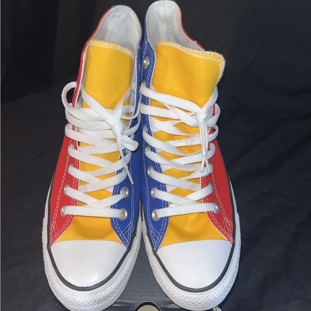 Converse All-Star Sneakers  Chuck Taylor Enamel Red And Blue Size 8W/10M